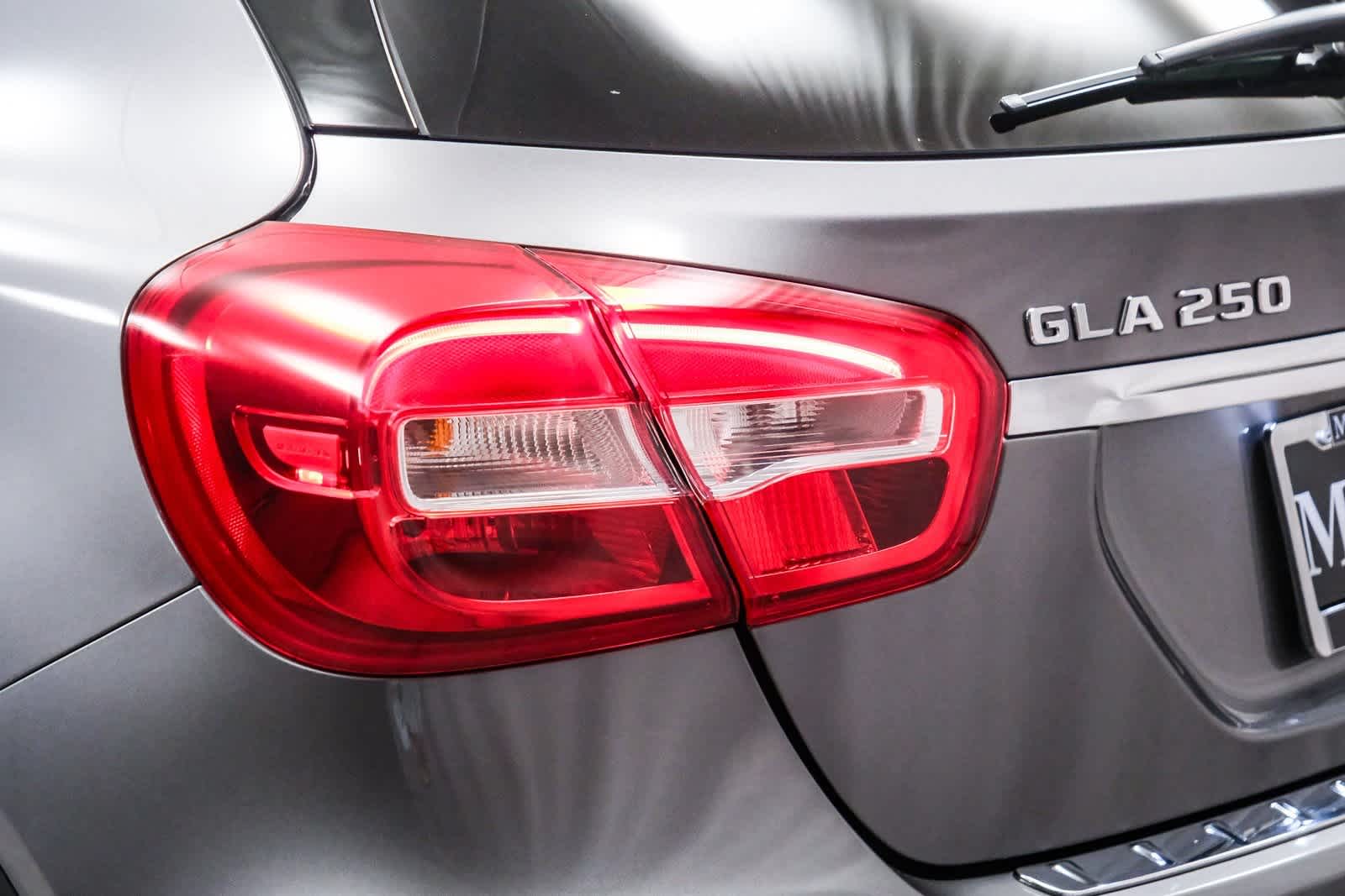 Thumbnail: 2018 Mercedes-Benz GLA - 7
