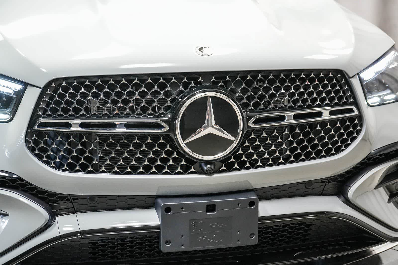 Thumbnail: 2026 Mercedes-Benz GLE - 5