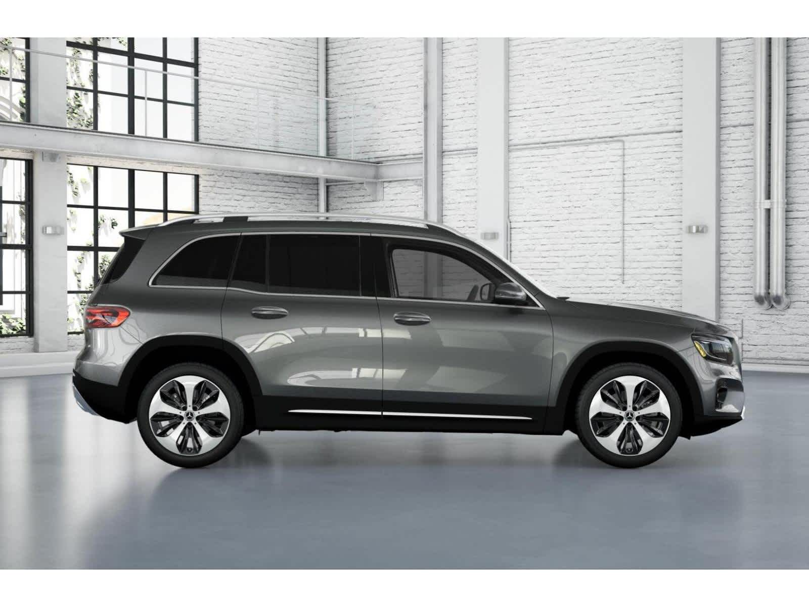 Thumbnail: 2026 Mercedes-Benz GLB - 2