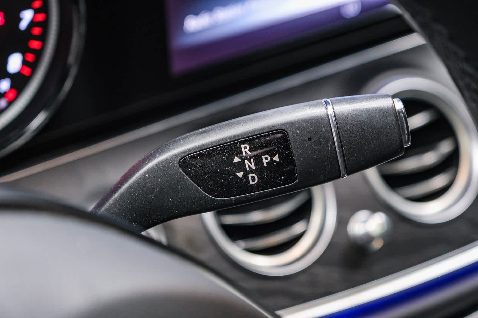 Thumbnail: 2017 Mercedes-Benz E-Class - 20