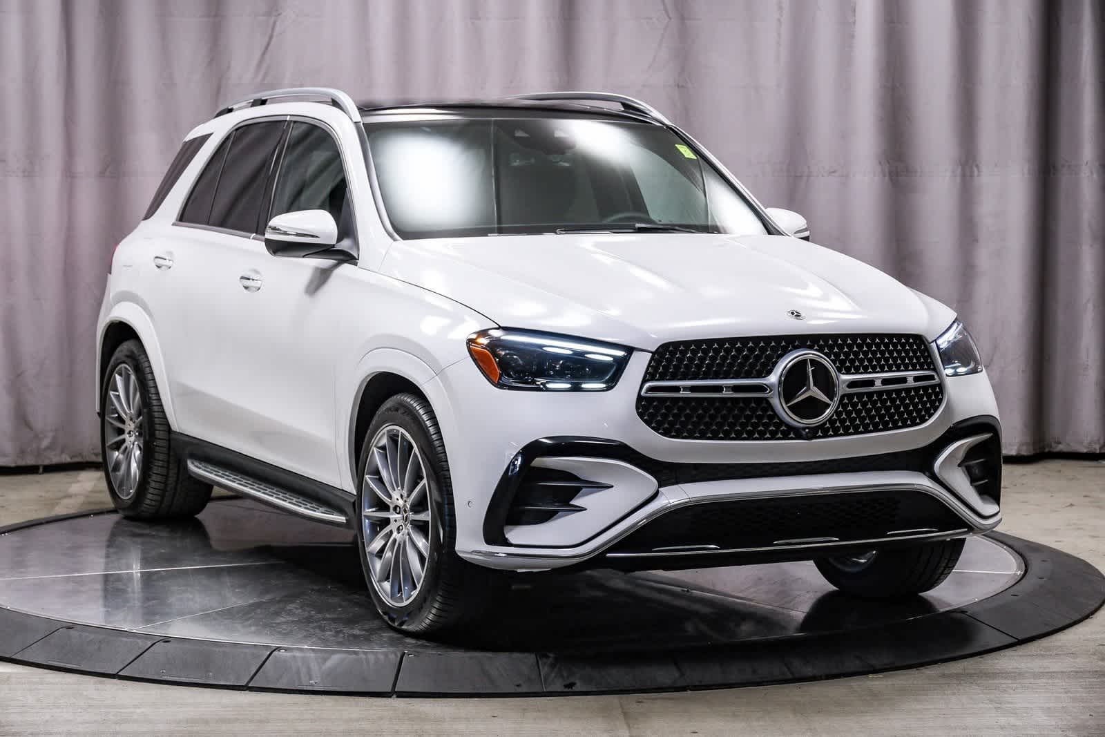 Thumbnail: 2026 Mercedes-Benz GLE - 5