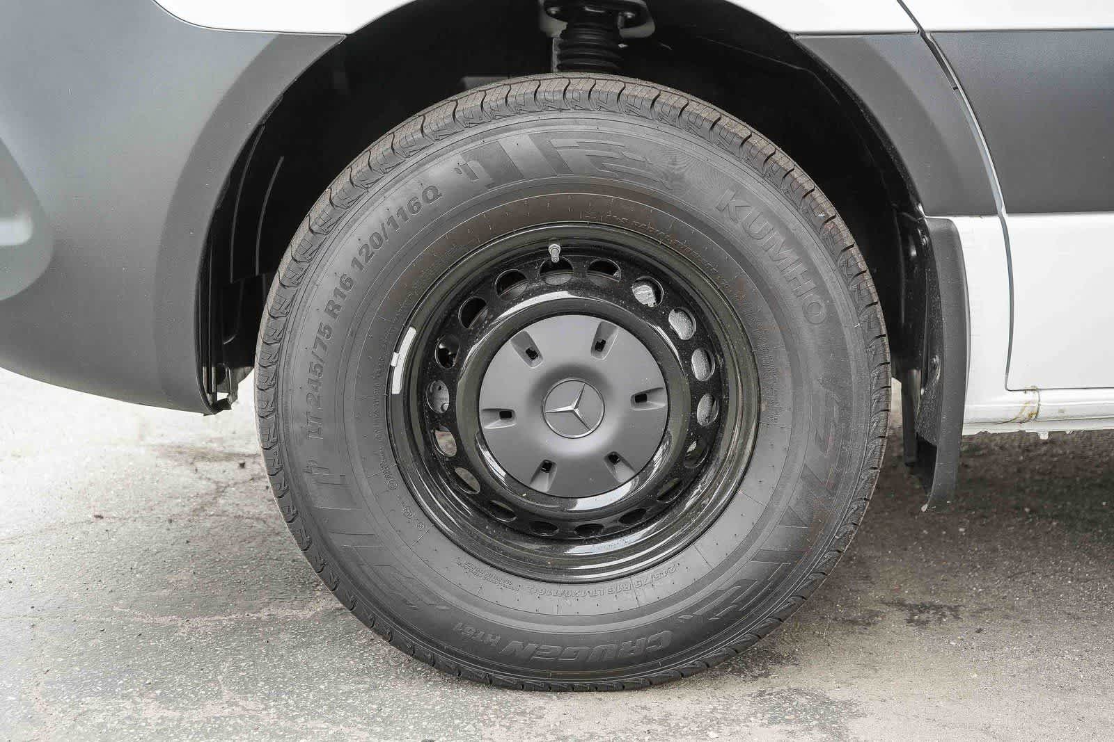 Thumbnail: 2026 Mercedes-Benz Sprinter - 11