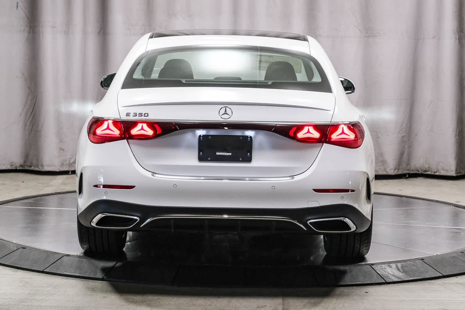 Thumbnail: 2026 Mercedes-Benz E-Class - 3