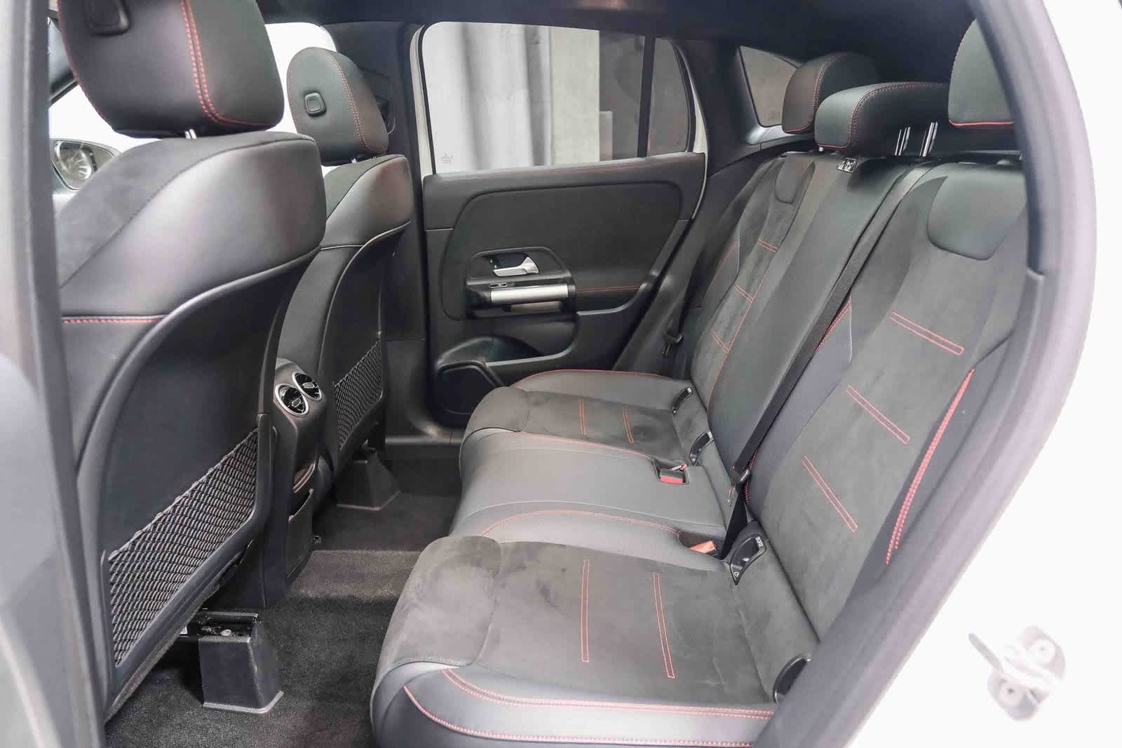 Thumbnail: 2025 Mercedes-Benz GLA - 19