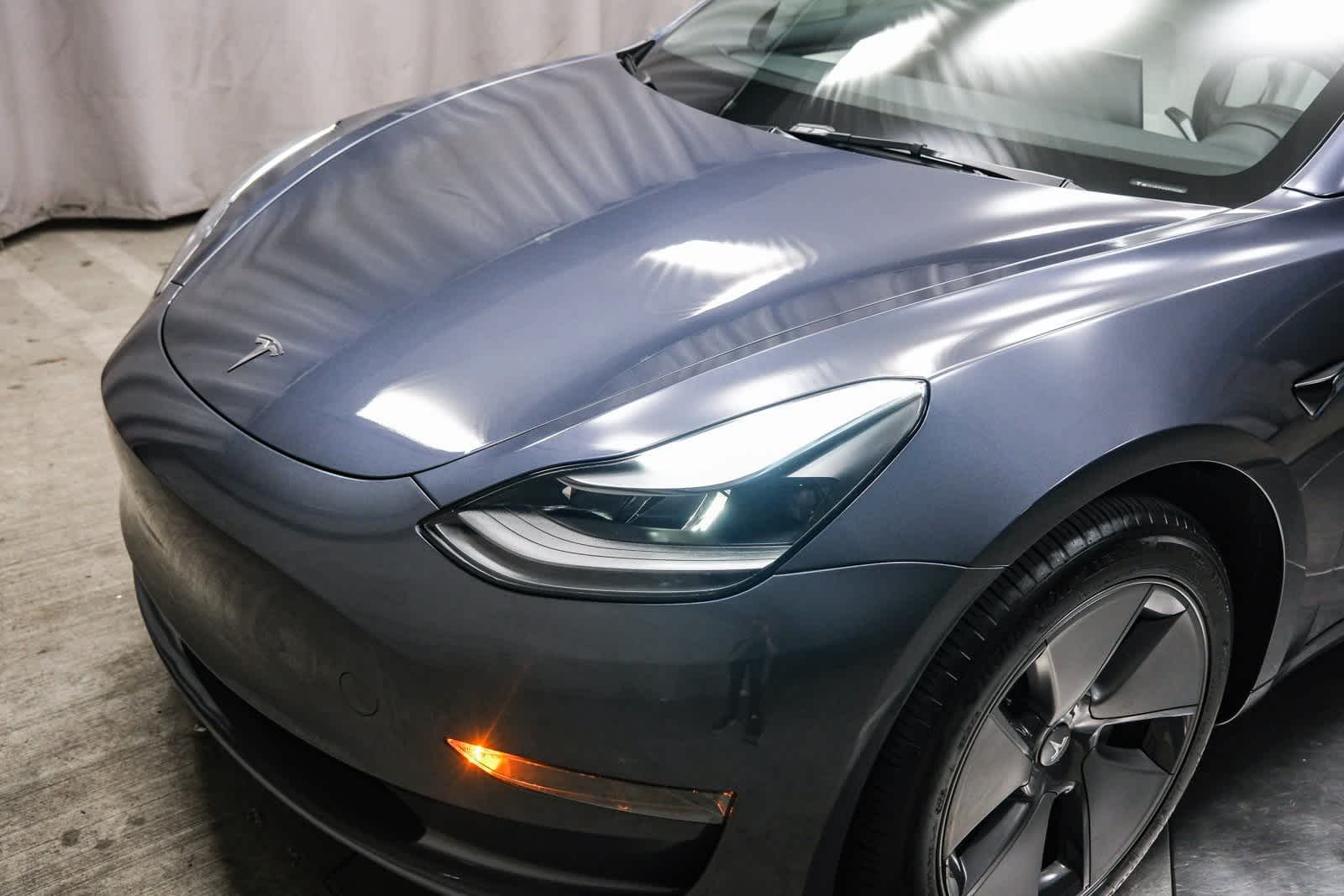 Thumbnail: 2023 Tesla Model 3 - 11