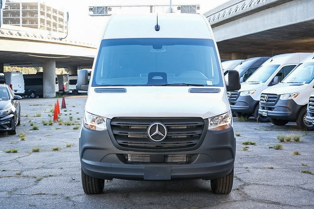 Thumbnail: 2026 Mercedes-Benz Sprinter - 2