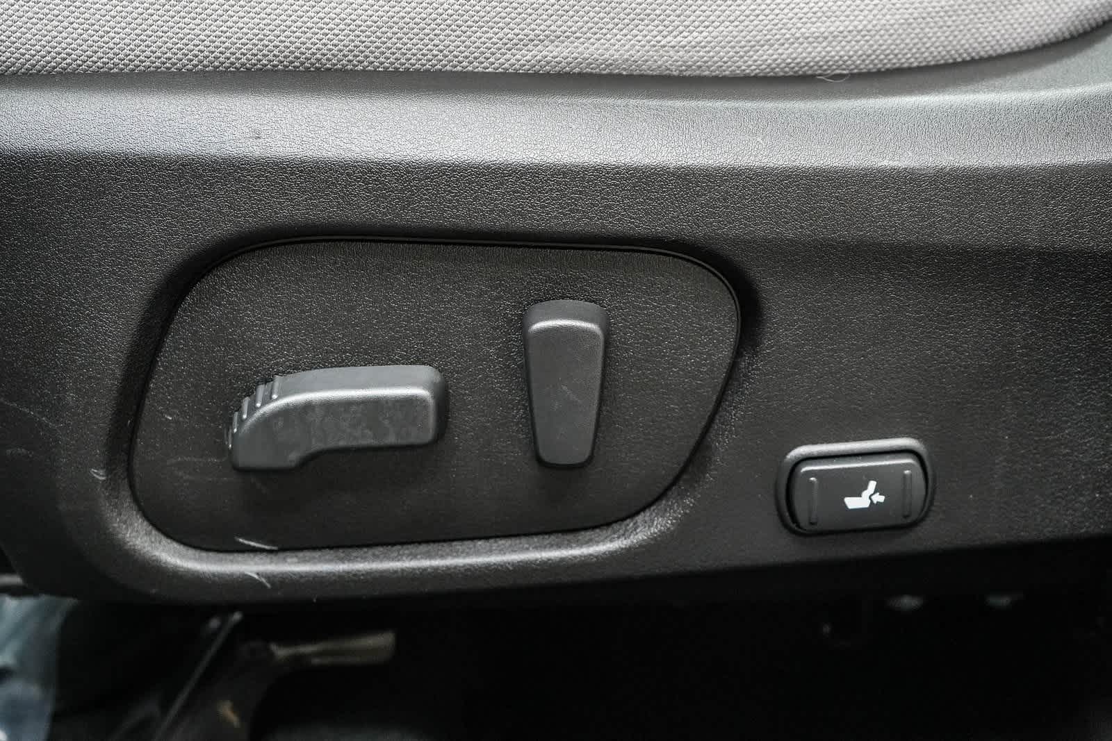 Thumbnail: 2018 Subaru Forester - 21