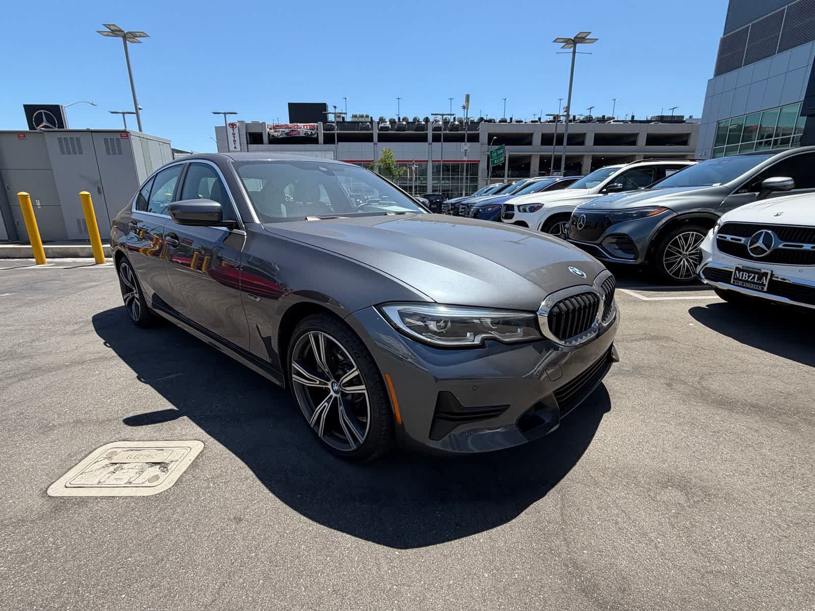 Thumbnail: 2022 BMW 3 Series - 5