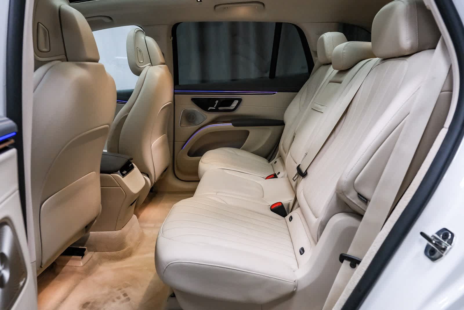 Thumbnail: 2023 Mercedes-Benz EQS - 16