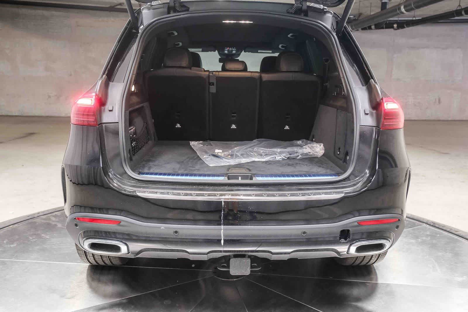Thumbnail: 2026 Mercedes-Benz GLE - 32