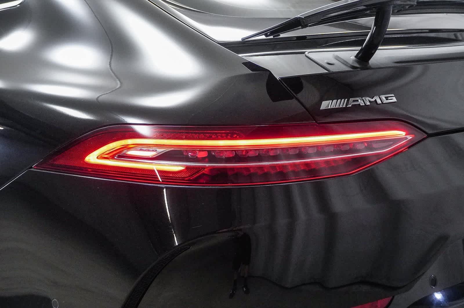 Thumbnail: 2022 Mercedes-Benz AMG GT - 11