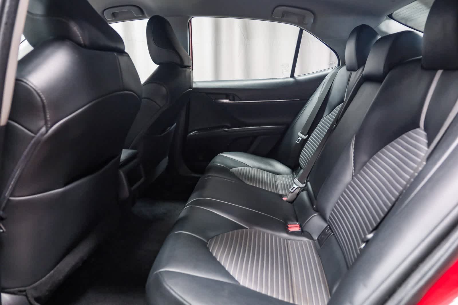 Thumbnail: 2022 Toyota Camry - 19