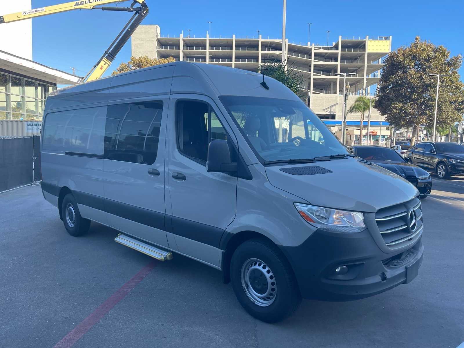 Thumbnail: 2023 Mercedes-Benz Sprinter - 4
