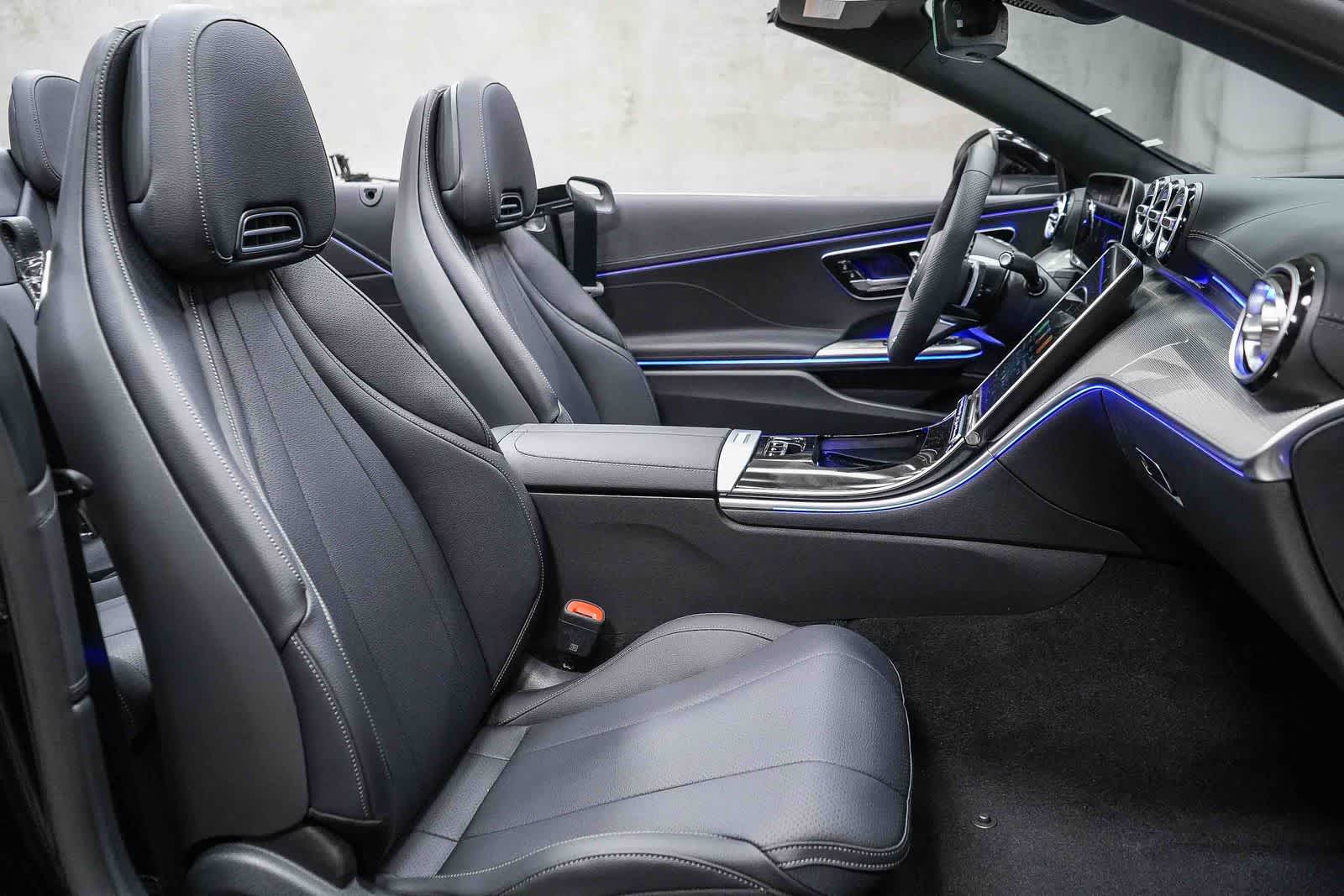 Thumbnail: 2026 Mercedes-Benz CLE - 21