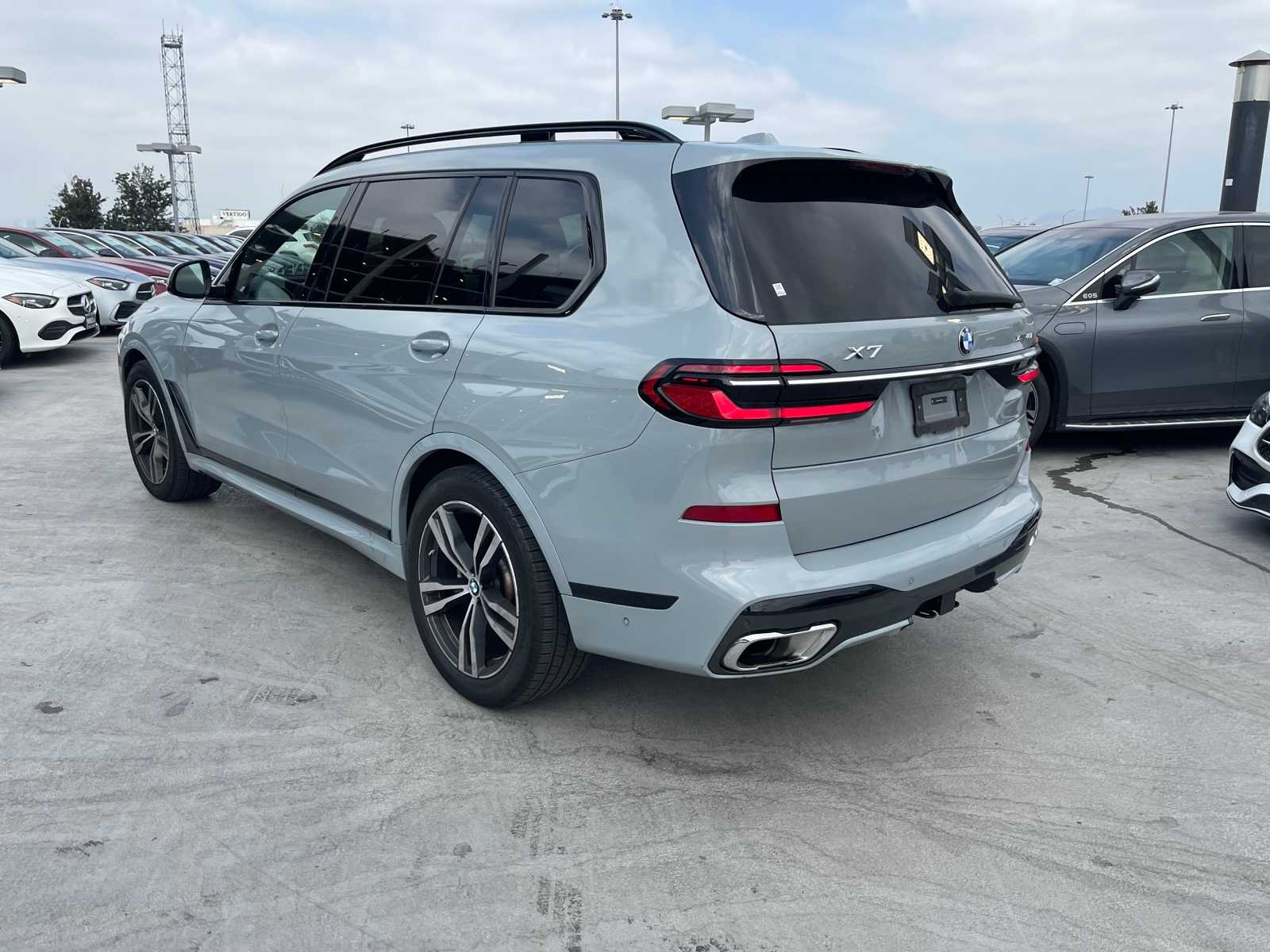 Thumbnail: 2024 BMW X7 - 3