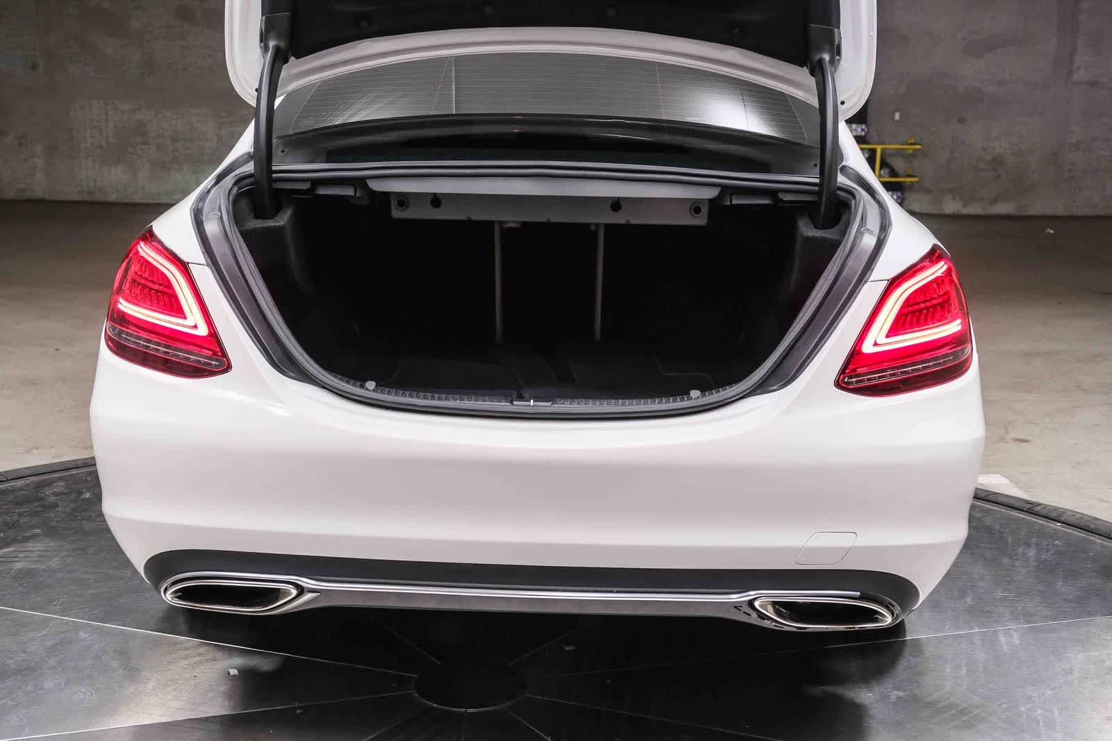 Thumbnail: 2019 Mercedes-Benz C-Class - 33