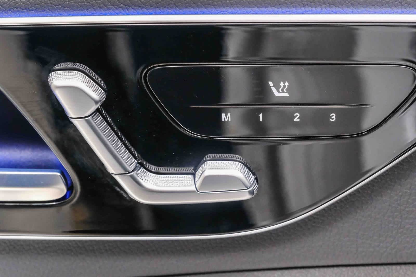 Thumbnail: 2025 Mercedes-Benz C-Class - 22