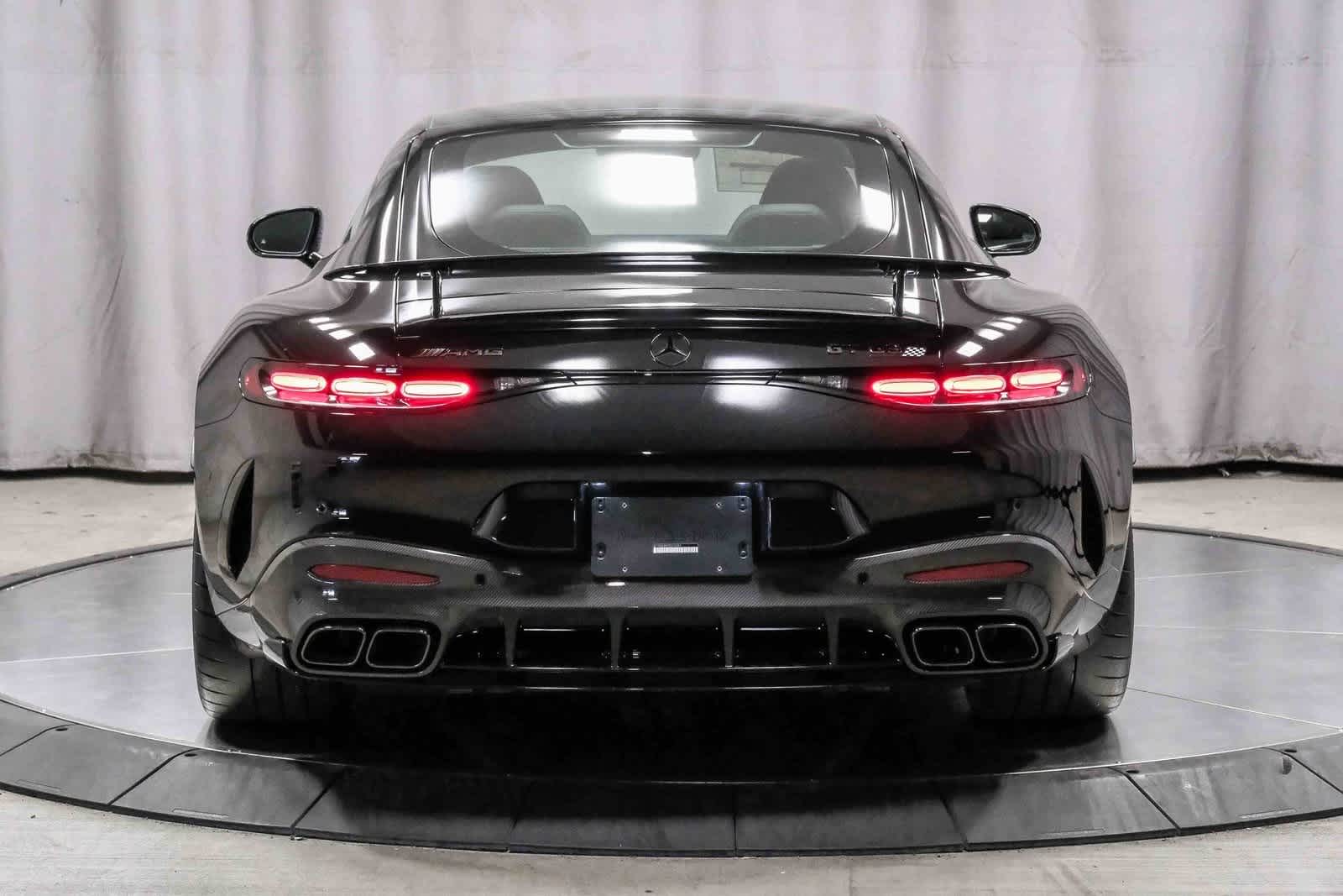 Thumbnail: 2026 Mercedes-Benz AMG GT - 3