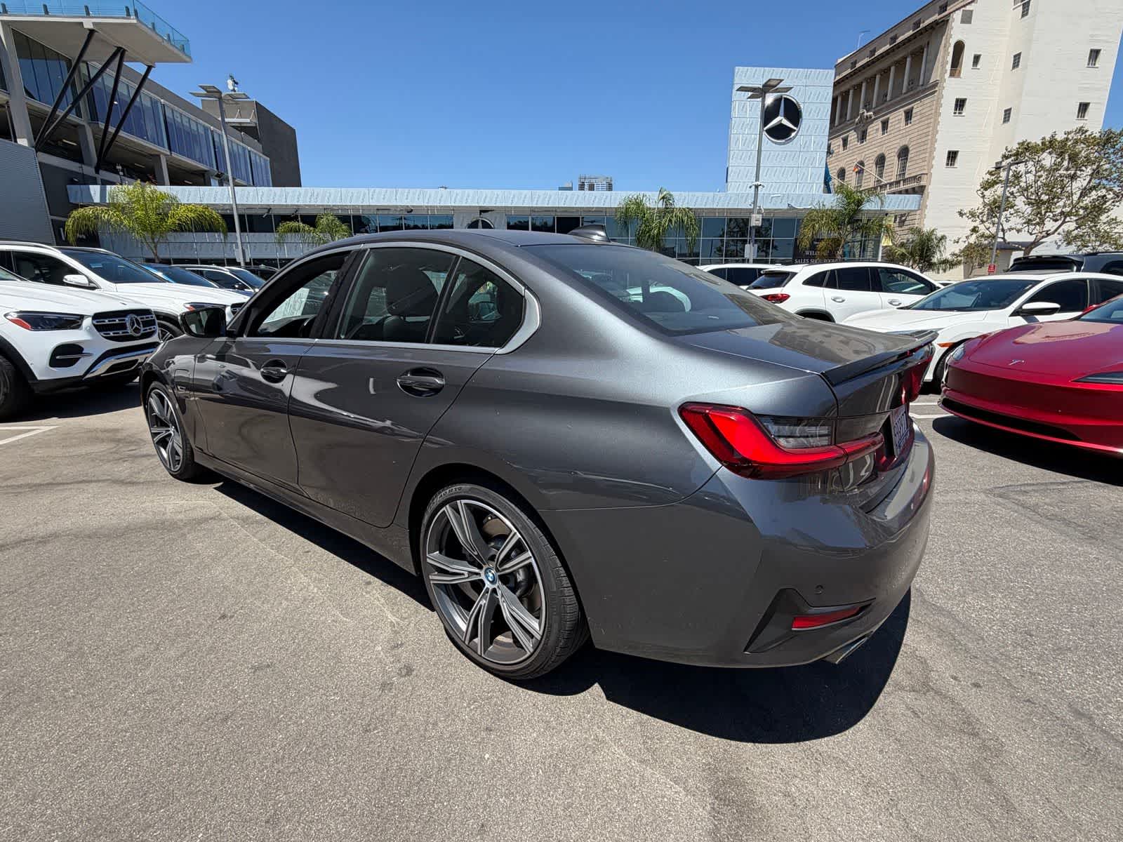 Thumbnail: 2022 BMW 3 Series - 3