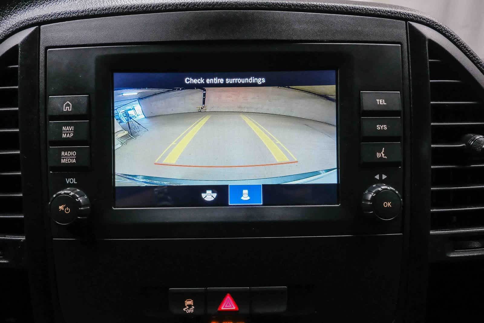 Thumbnail: 2022 Mercedes-Benz Metris - 22