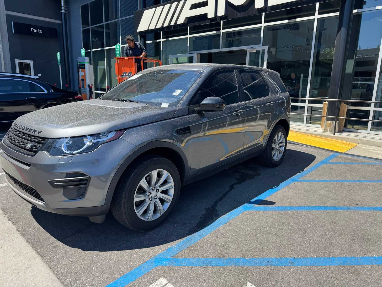 Thumbnail: 2019 Land Rover Discovery Sport - 2