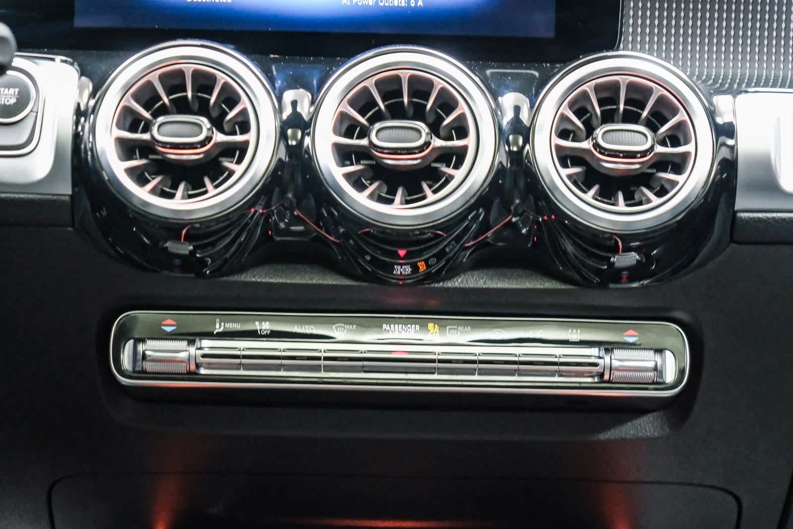 Thumbnail: 2023 Mercedes-Benz EQB - 15