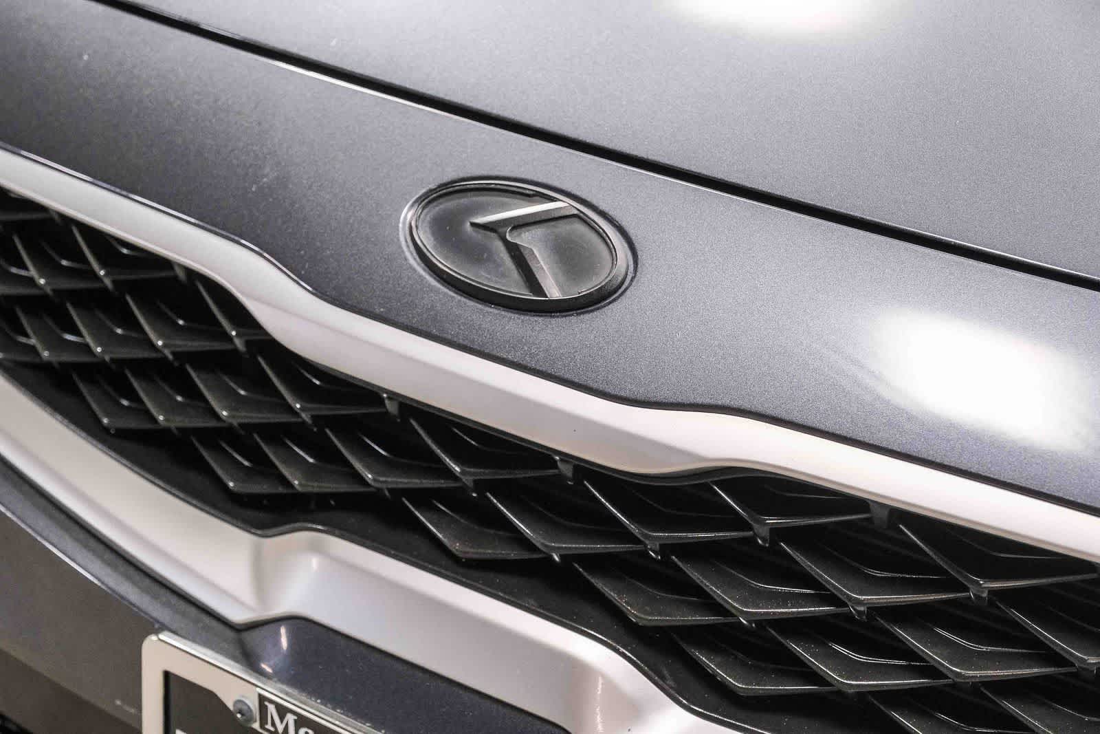 Thumbnail: 2020 Kia Forte - 14