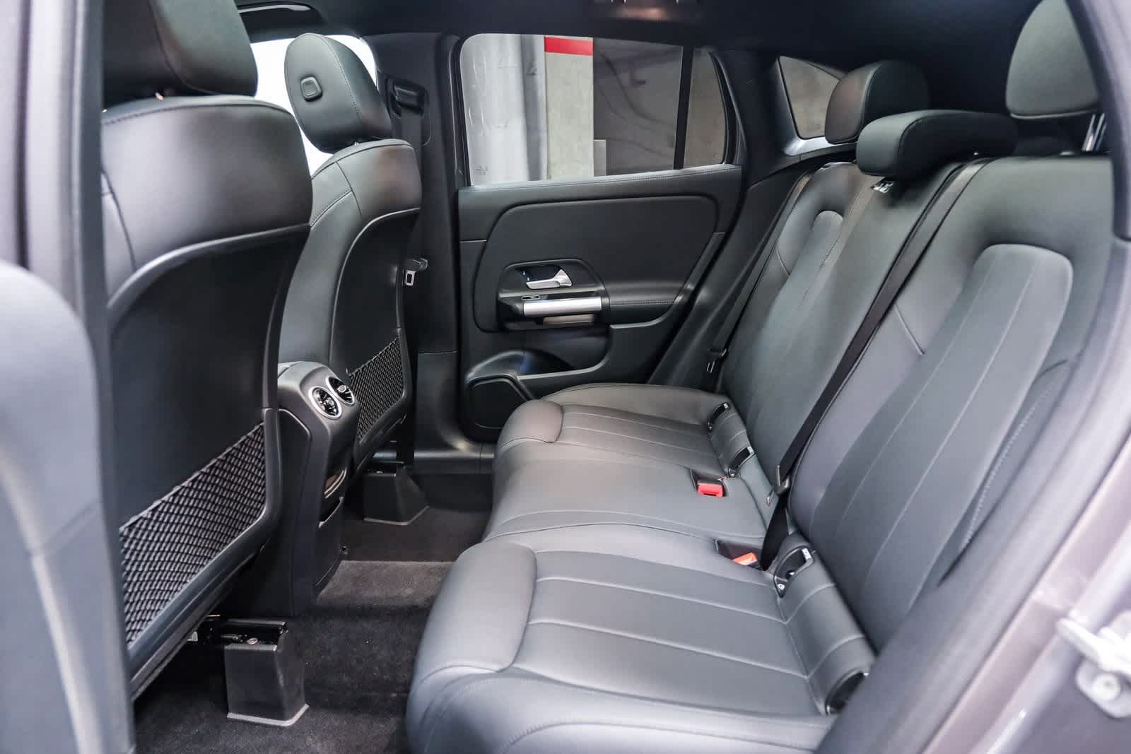 Thumbnail: 2025 Mercedes-Benz GLA - 19