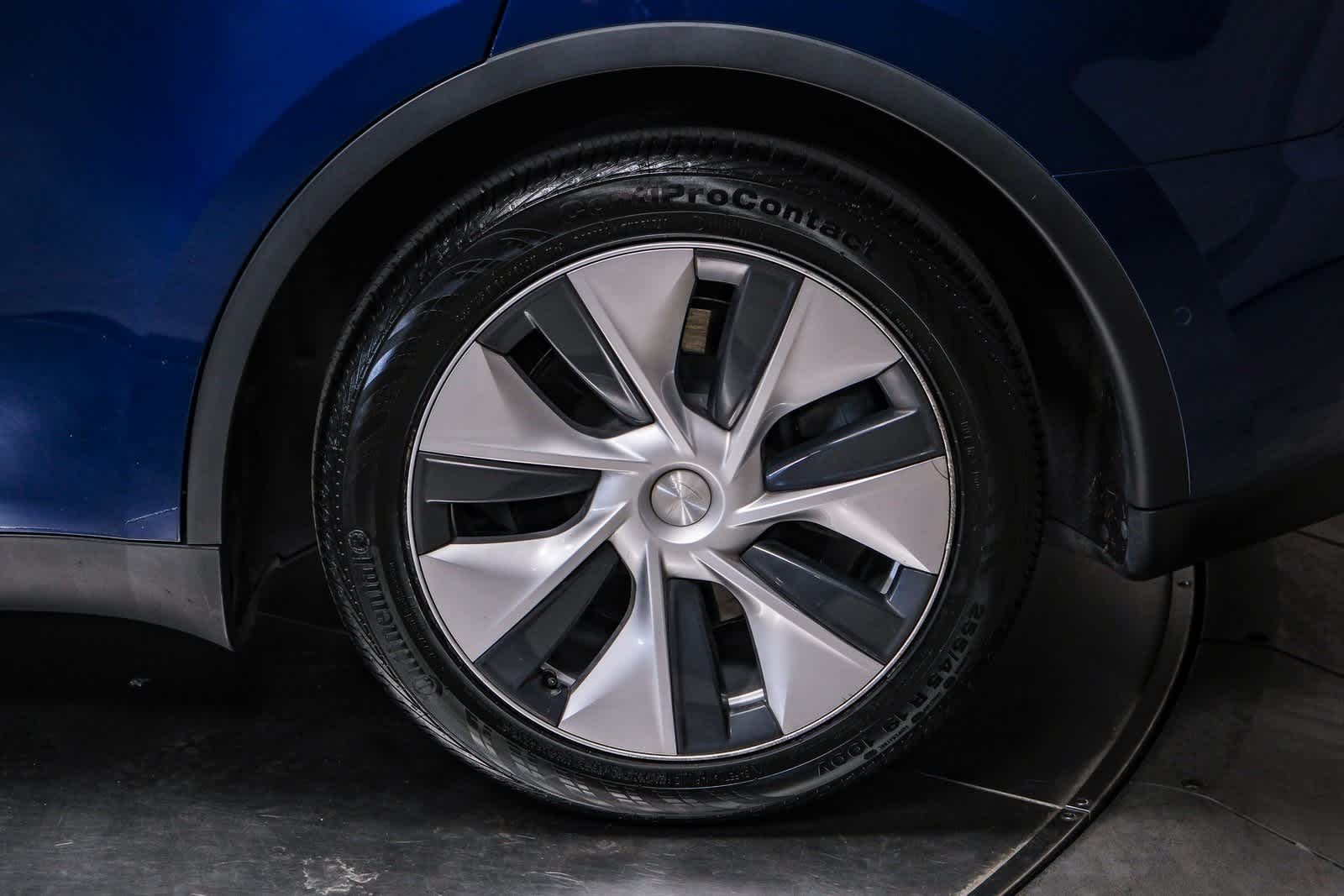 Thumbnail: 2021 Tesla Model Y - 8