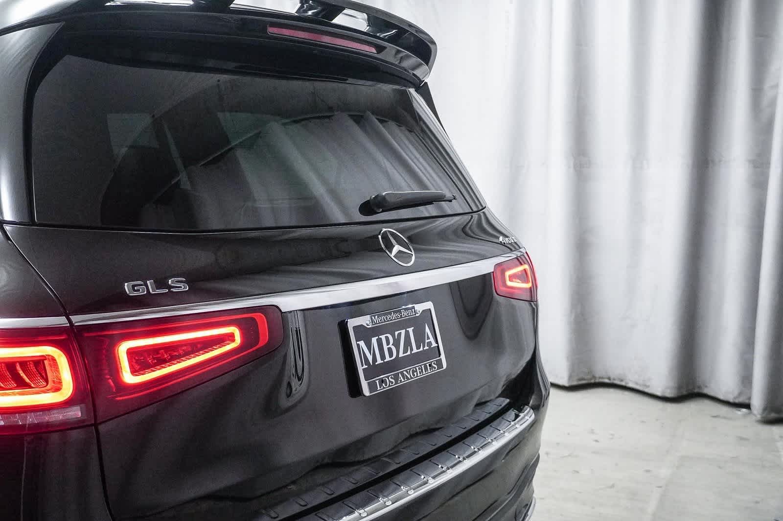 2022 Mercedes-Benz GLS 450 4MATIC 12
