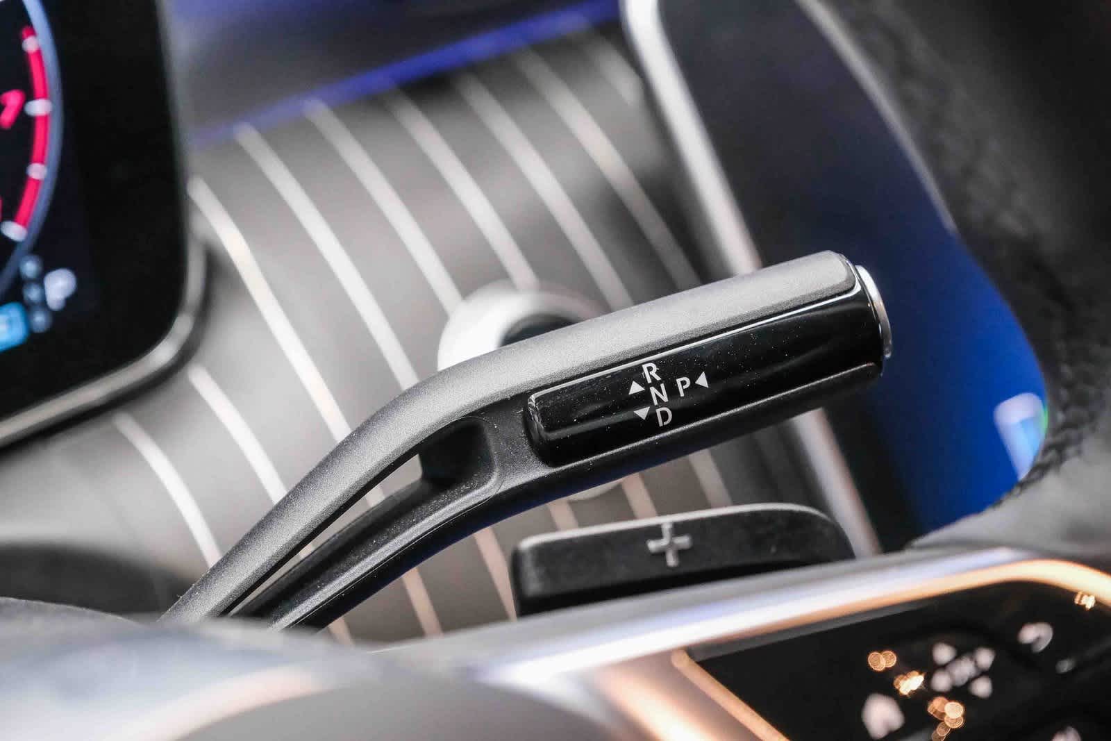 Thumbnail: 2023 Mercedes-Benz C-Class - 19