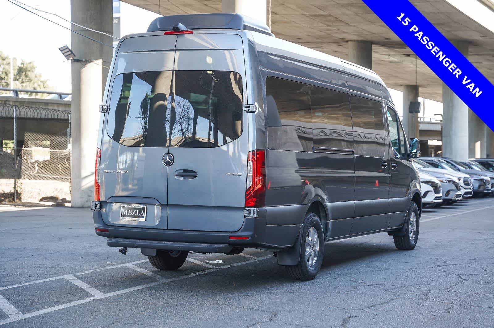 Thumbnail: 2024 Mercedes-Benz Sprinter - 11