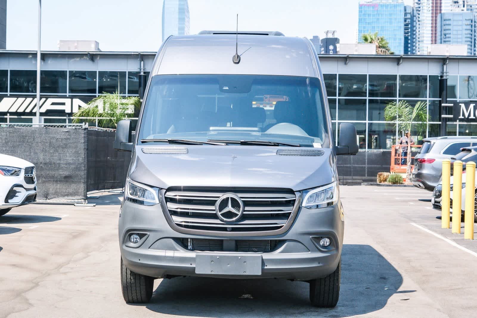 Thumbnail: 2024 Mercedes-Benz Sprinter - 2
