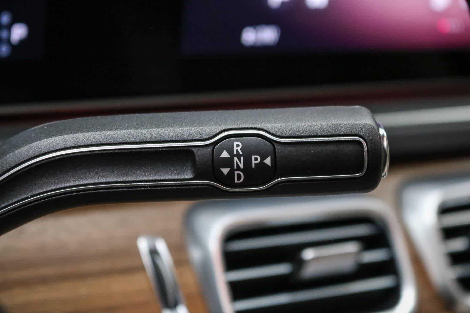 Thumbnail: 2026 Mercedes-Benz GLE - 20