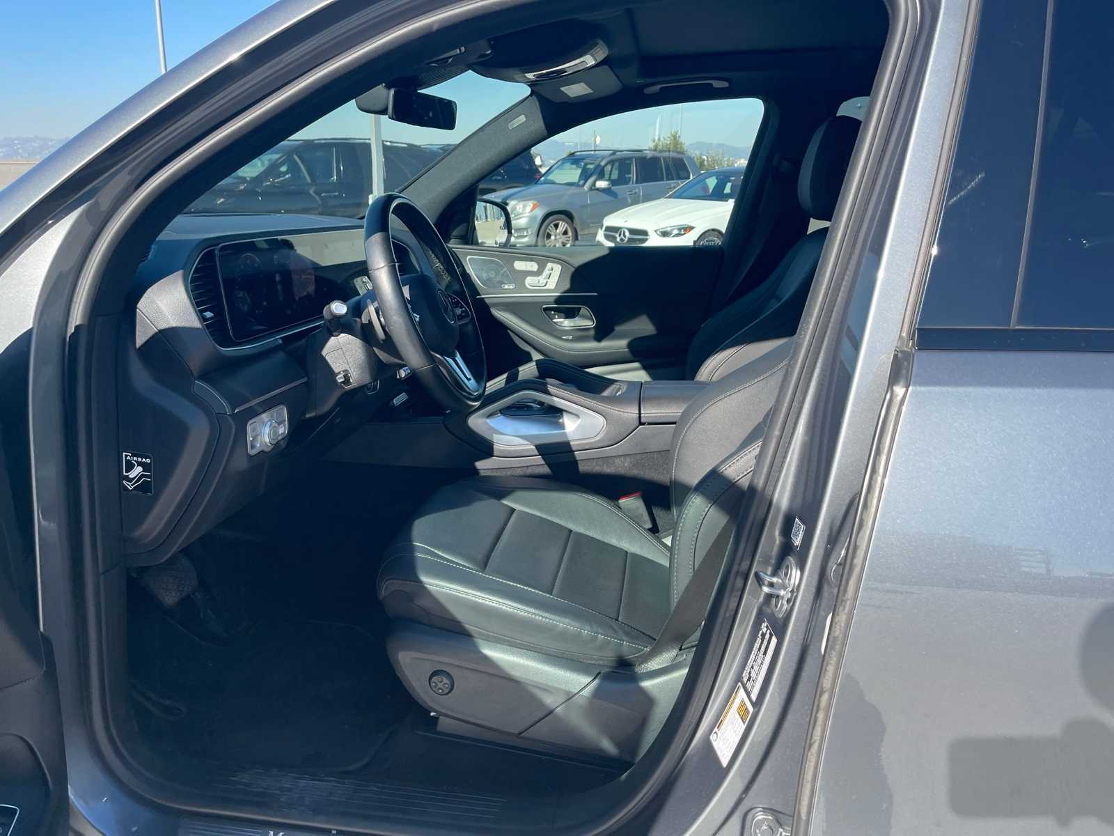 Thumbnail: 2023 Mercedes-Benz GLE - 4