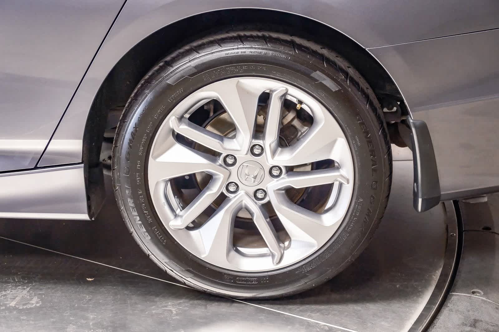 Thumbnail: 2019 Honda Accord - 9