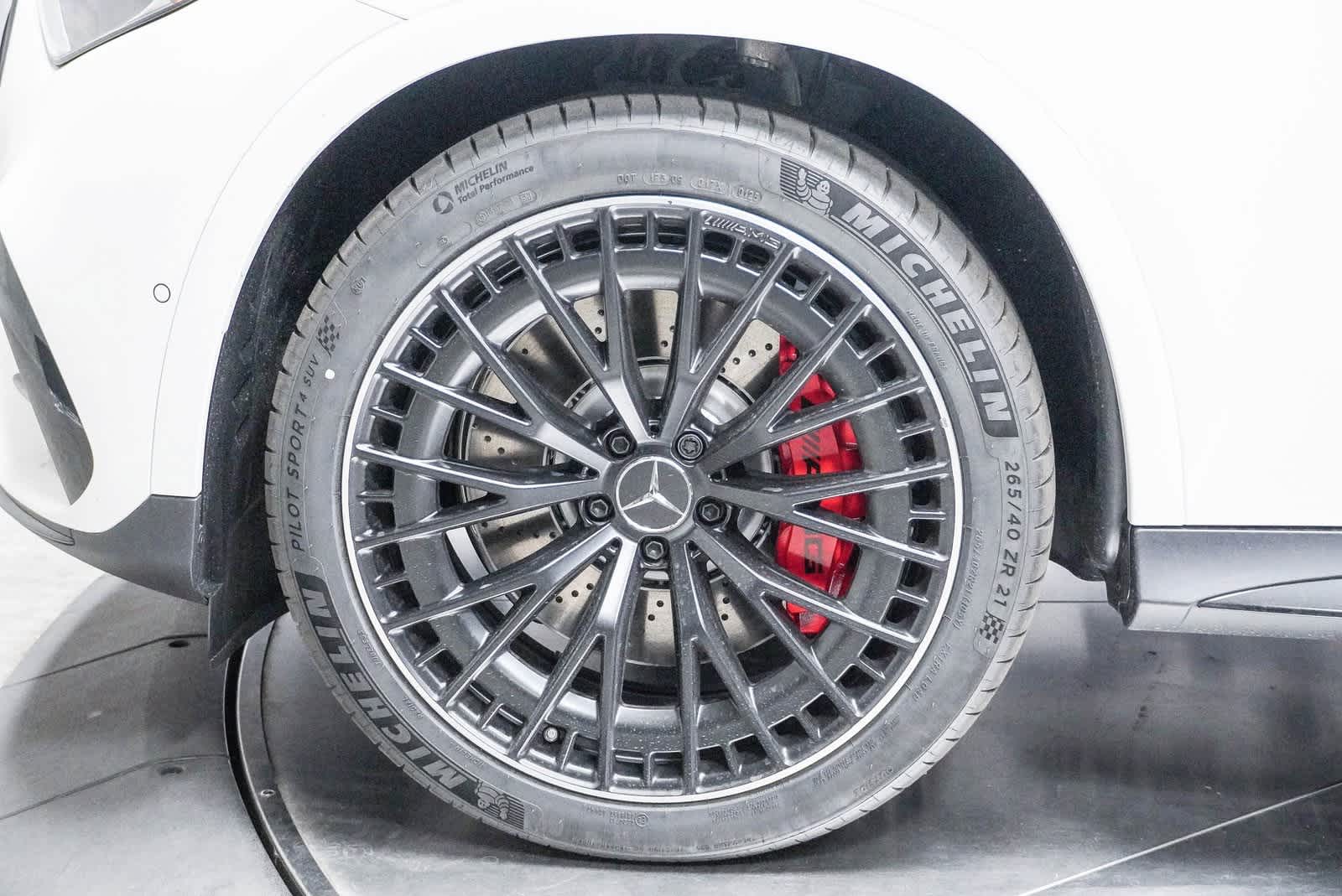 Thumbnail: 2025 Mercedes-Benz GL-Class - 9