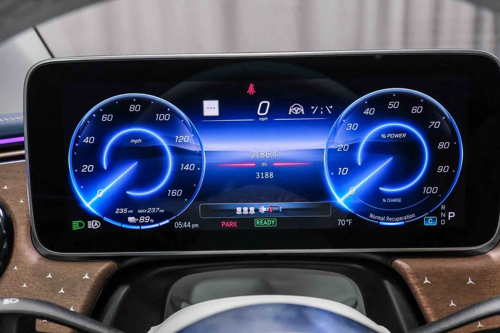 Thumbnail: 2025 Mercedes-Benz EQE - 23