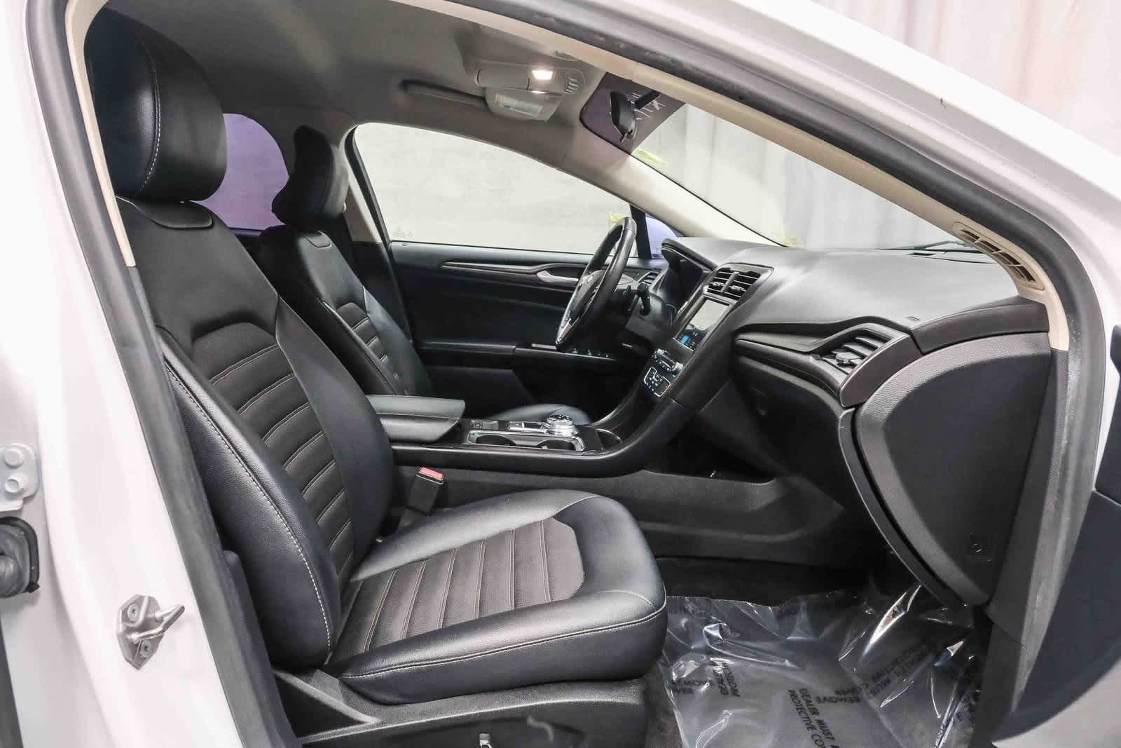 Thumbnail: 2018 Ford Fusion - 18