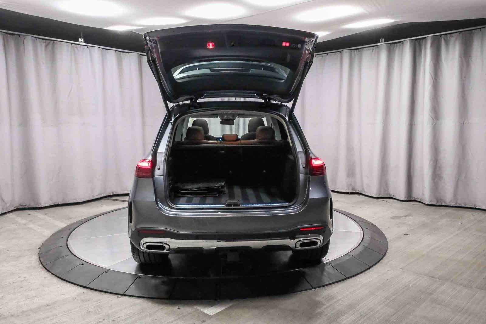 Thumbnail: 2025 Mercedes-Benz GLE - 28