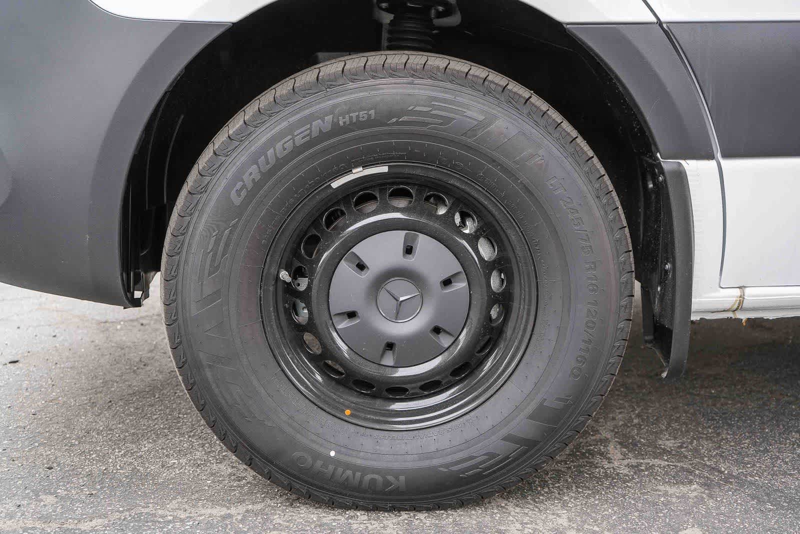 Thumbnail: 2026 Mercedes-Benz Sprinter - 10