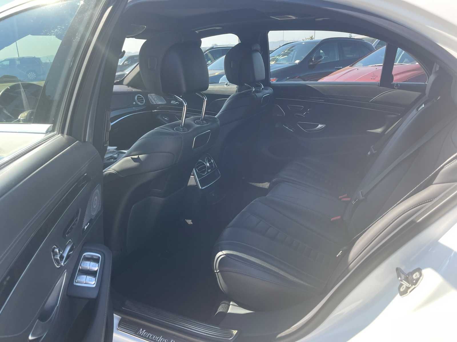 Thumbnail: 2018 Mercedes-Benz S-Class - 6