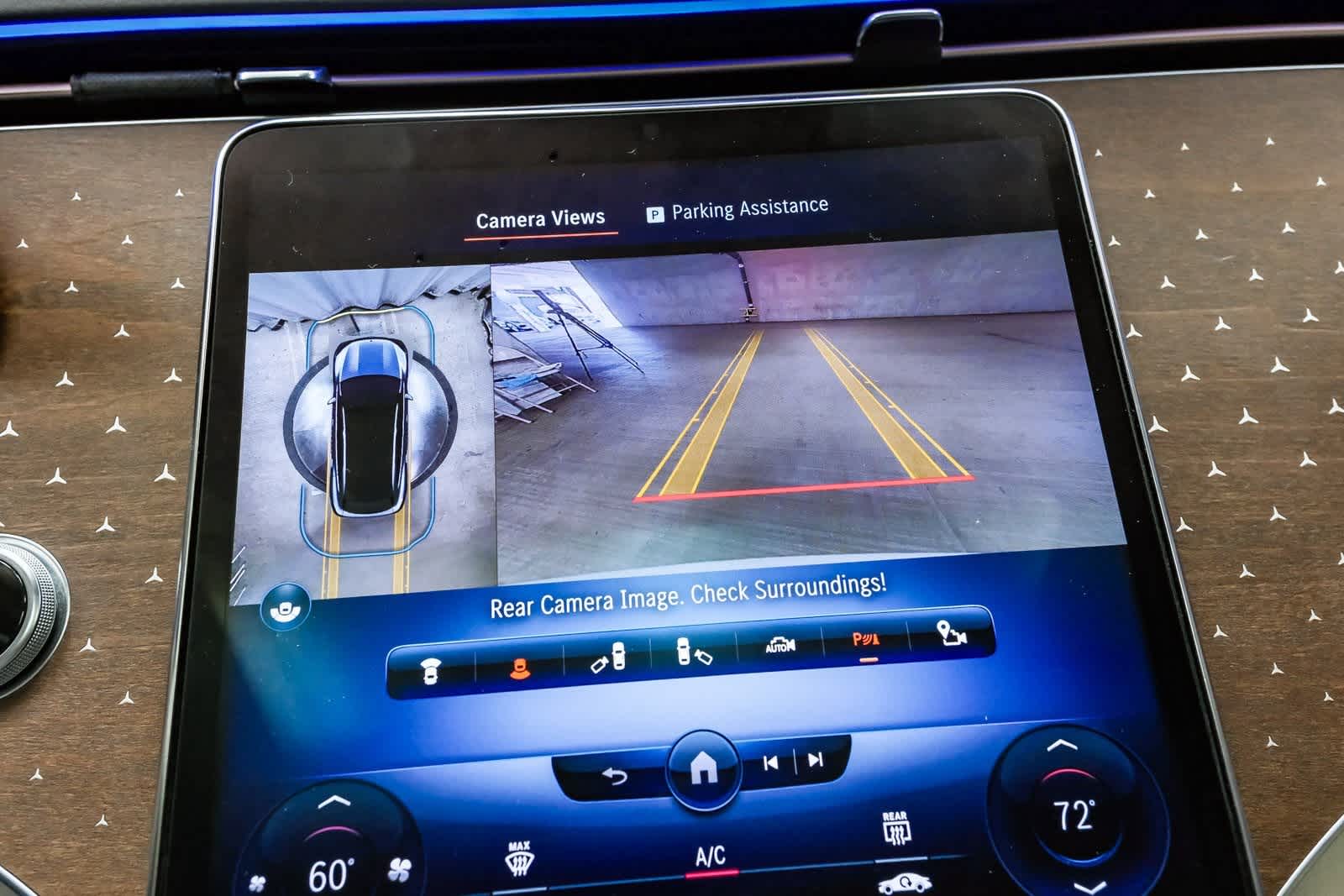 Thumbnail: 2023 Mercedes-Benz EQS - 23