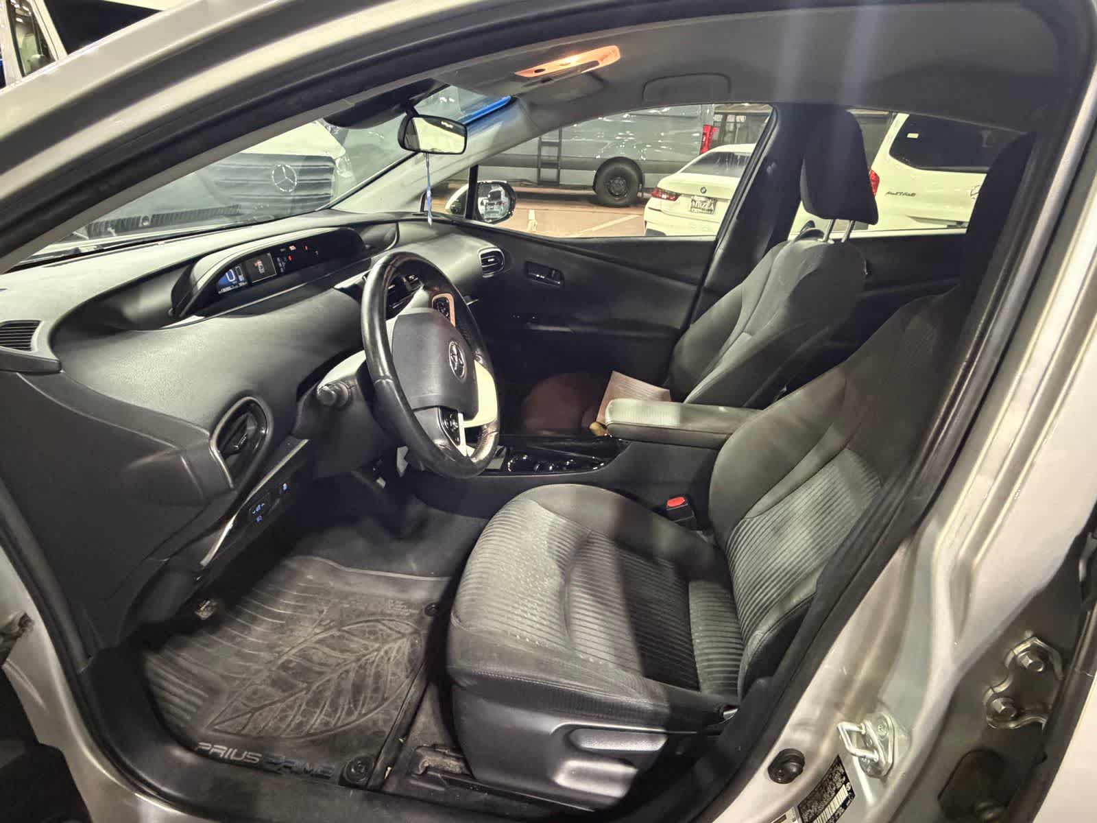 Thumbnail: 2017 Toyota Prius Prime - 6