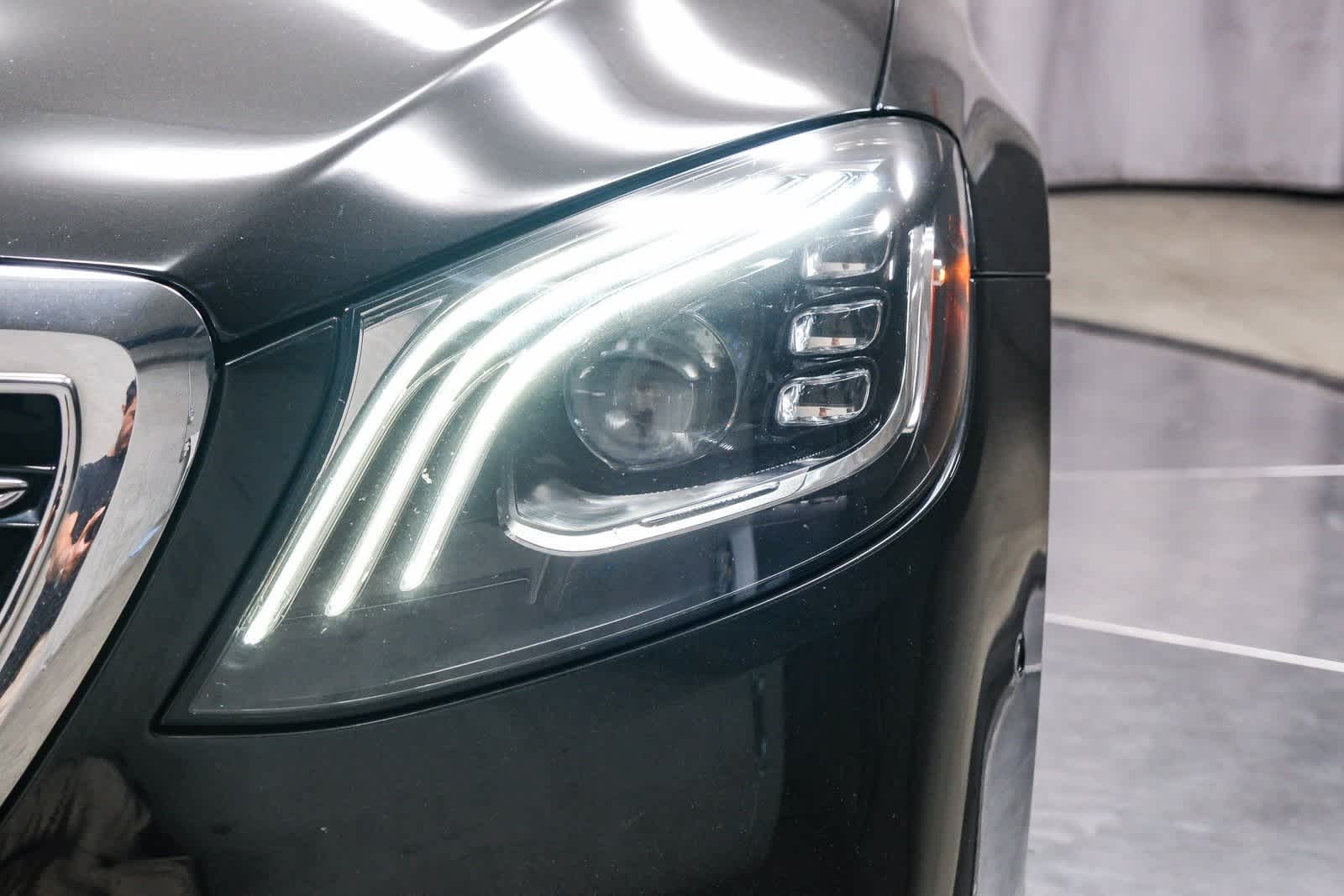 Thumbnail: 2018 Mercedes-Benz S-Class - 11
