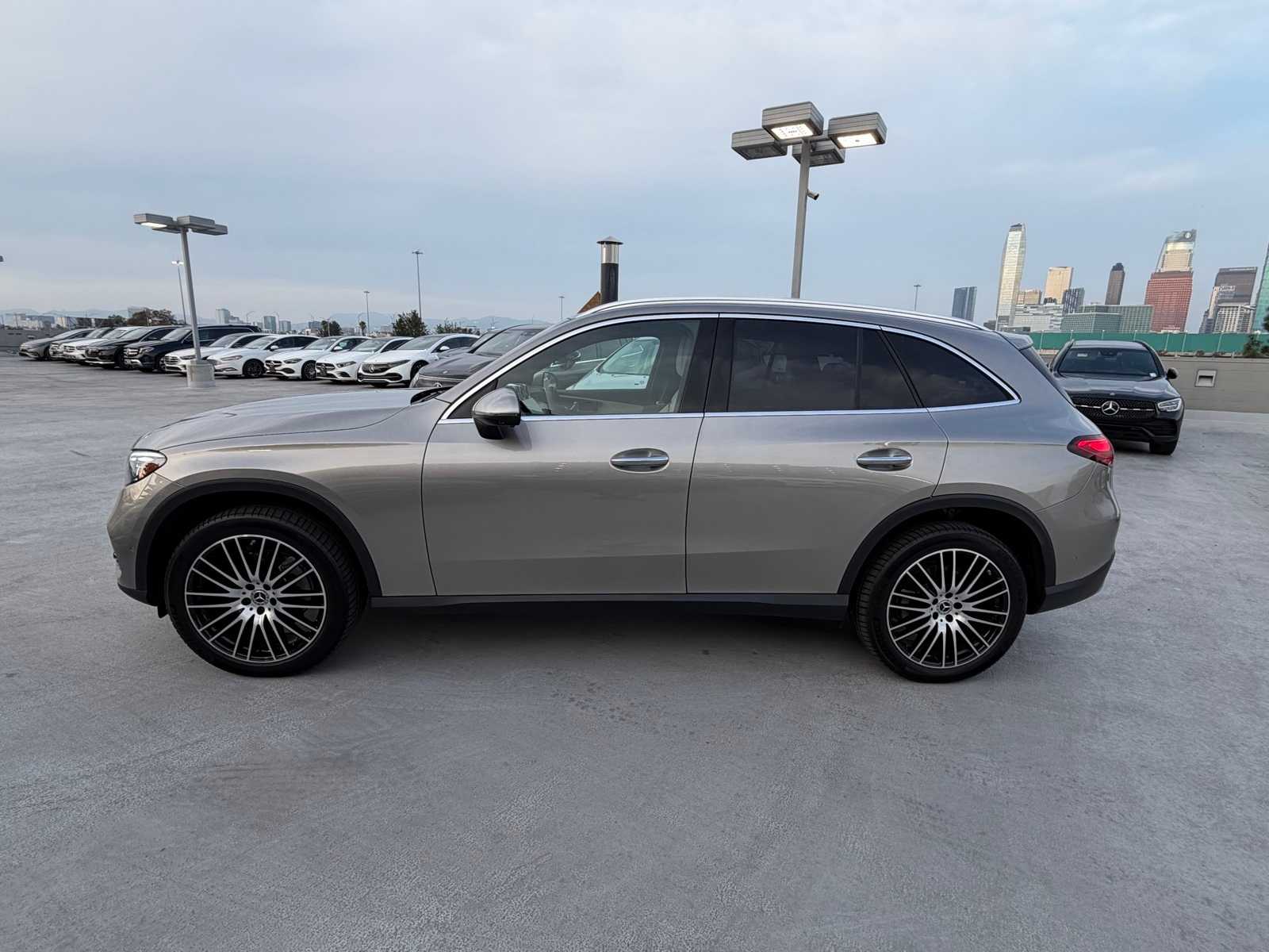 Thumbnail: 2023 Mercedes-Benz GLC - 2