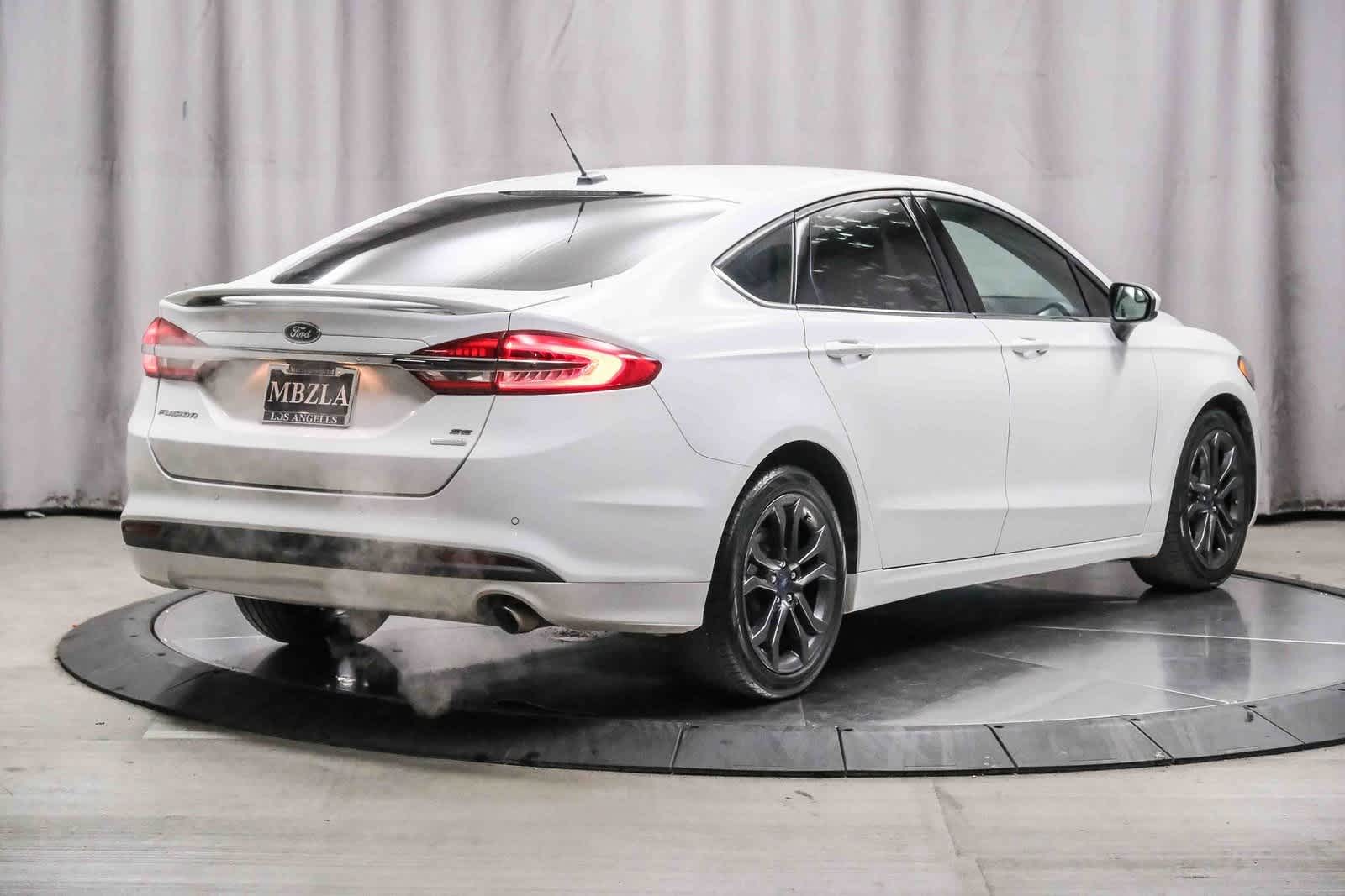 Thumbnail: 2018 Ford Fusion - 4