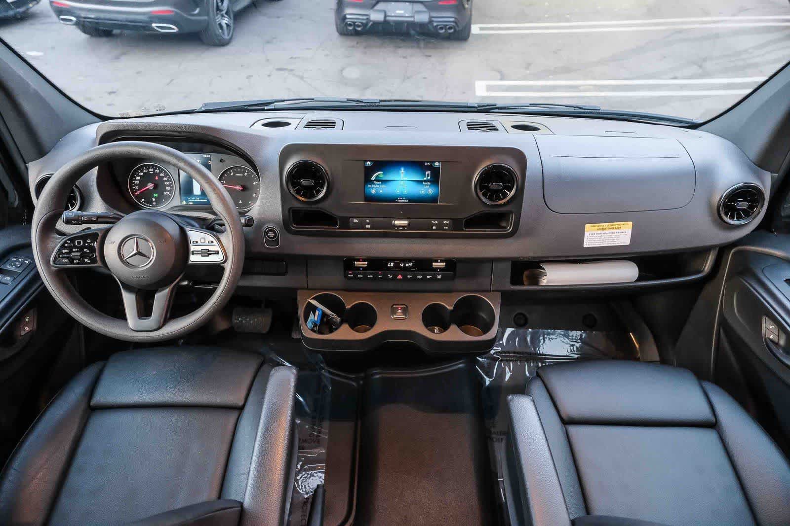 Thumbnail: 2023 Mercedes-Benz Sprinter - 12