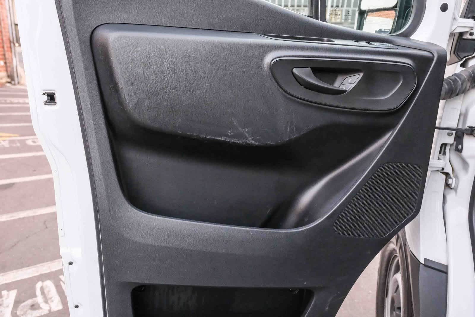 Thumbnail: 2022 Mercedes-Benz Sprinter - 23