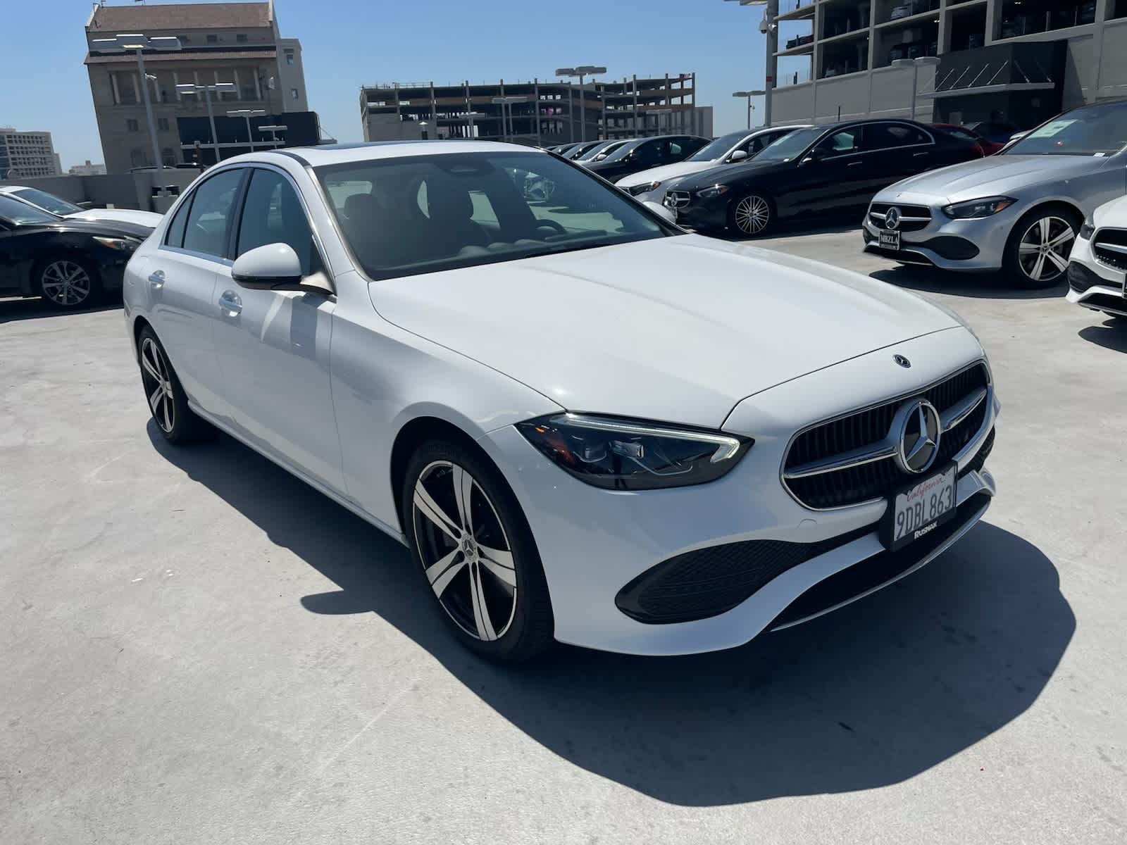 Thumbnail: 2022 Mercedes-Benz C-Class - 2